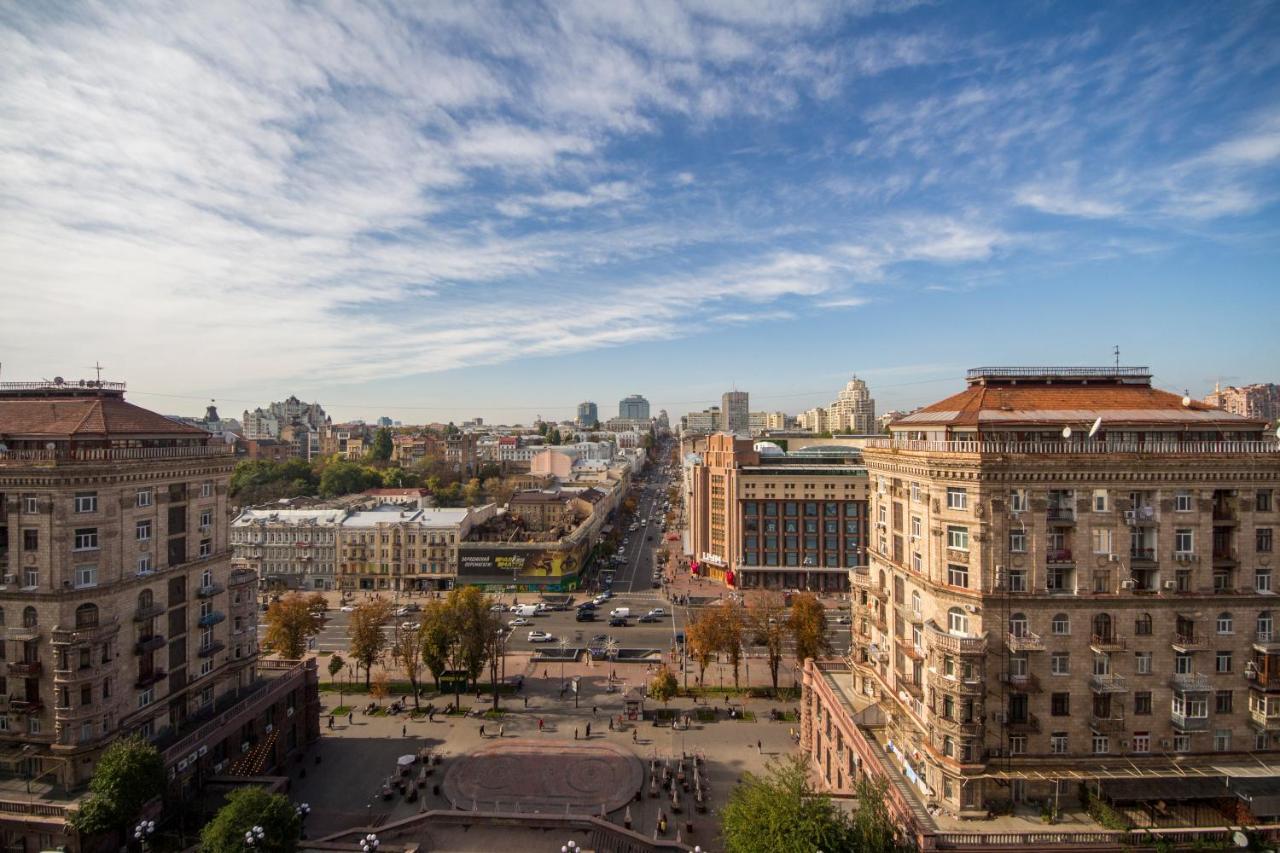 Central Apartments On Khreschatyk Kiev Exteriör bild